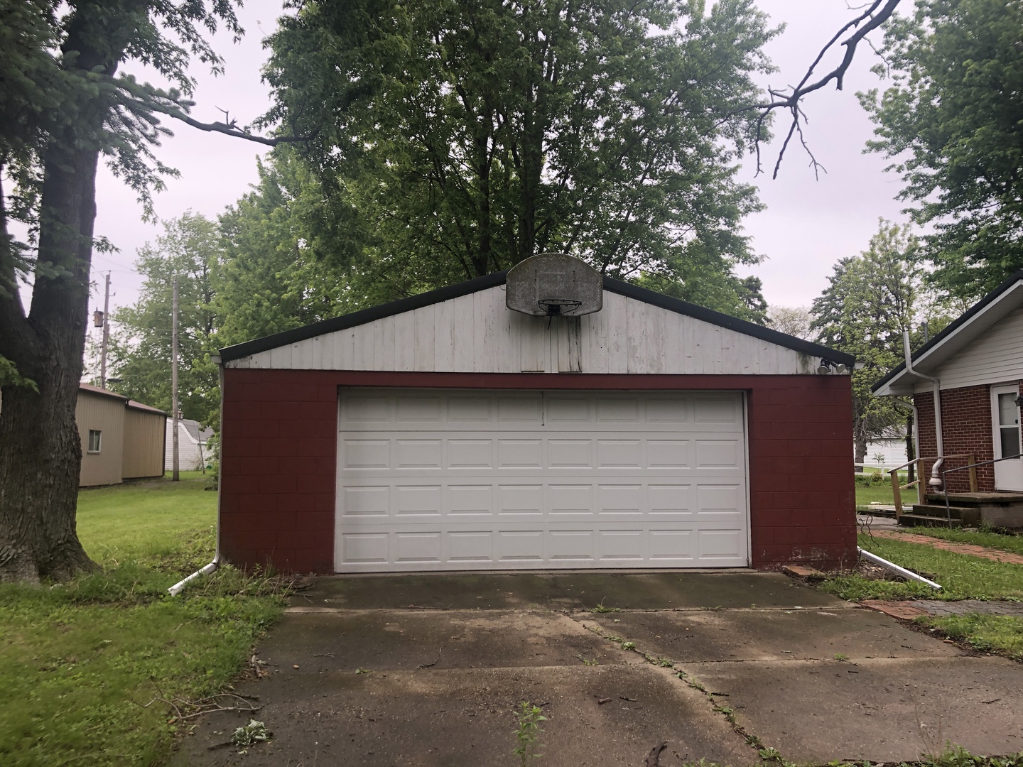 301 W Main Street, Colfax, IL 61728