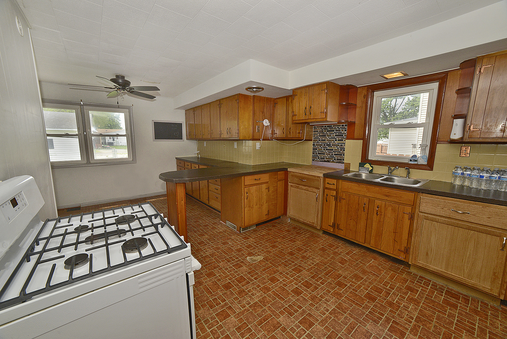 1105 W Lafayette Street, Ottawa, IL 61350