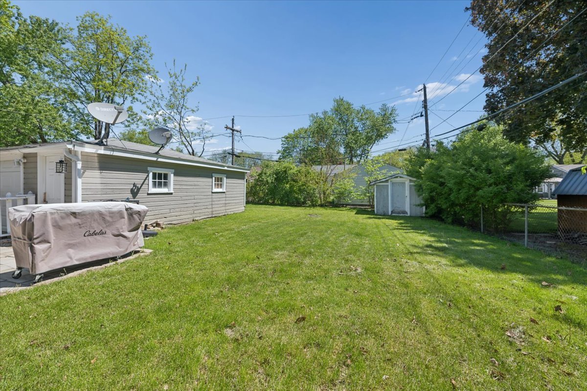 34 S Rosedale Avenue, Aurora, IL 60506