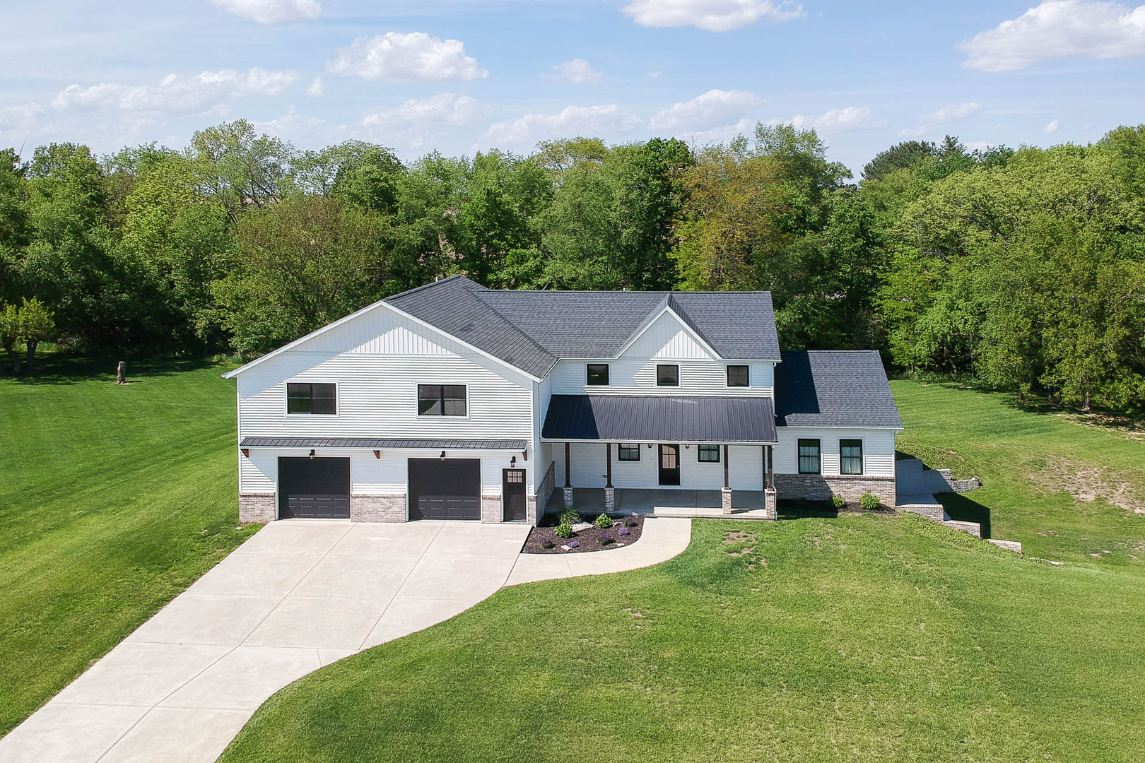 7845 Fitzgerald Road, Clinton, IL 61727