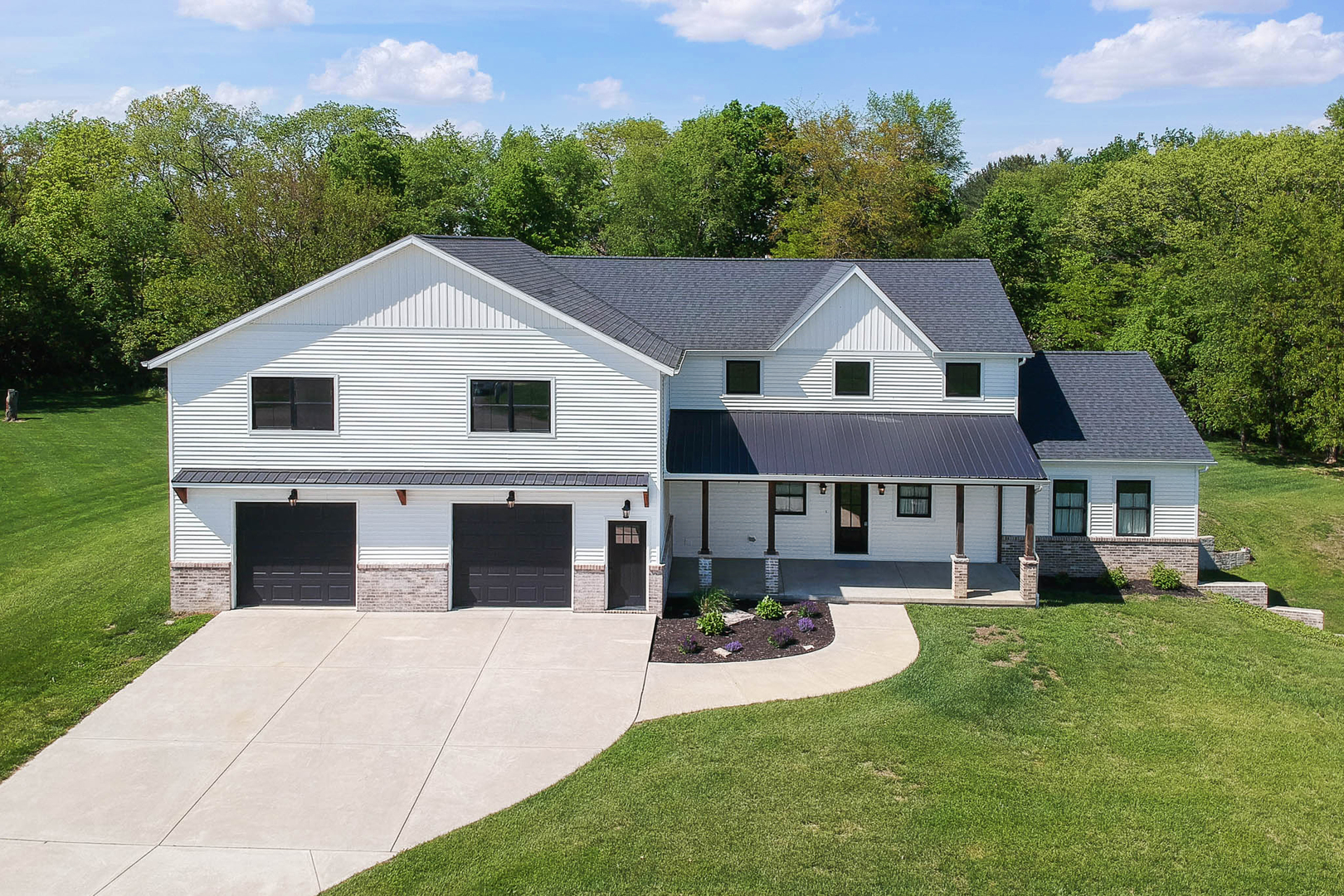 7845 Fitzgerald Road, Clinton, IL 61727