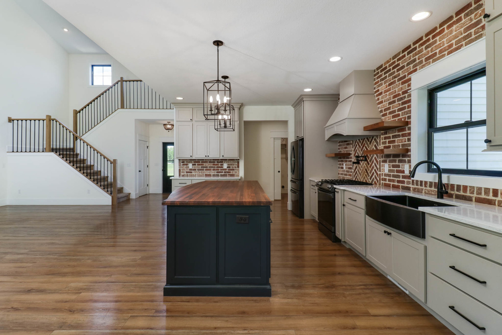 7845 Fitzgerald Road, Clinton, IL 61727