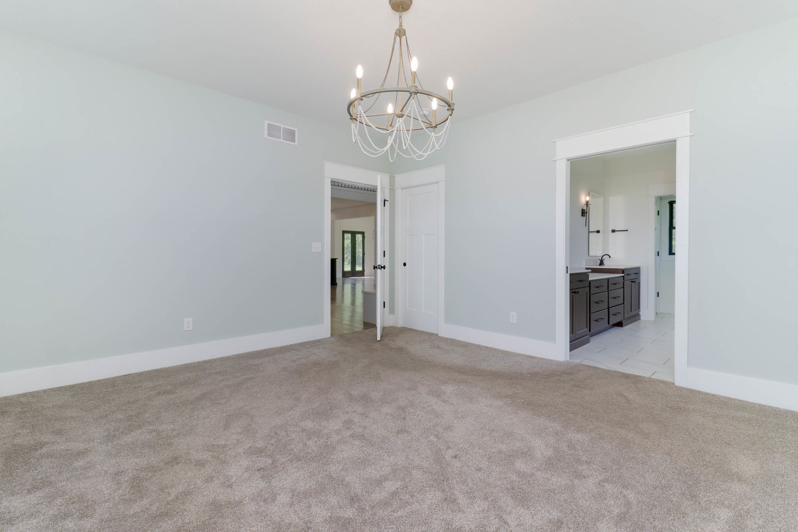 7845 Fitzgerald Road, Clinton, IL 61727