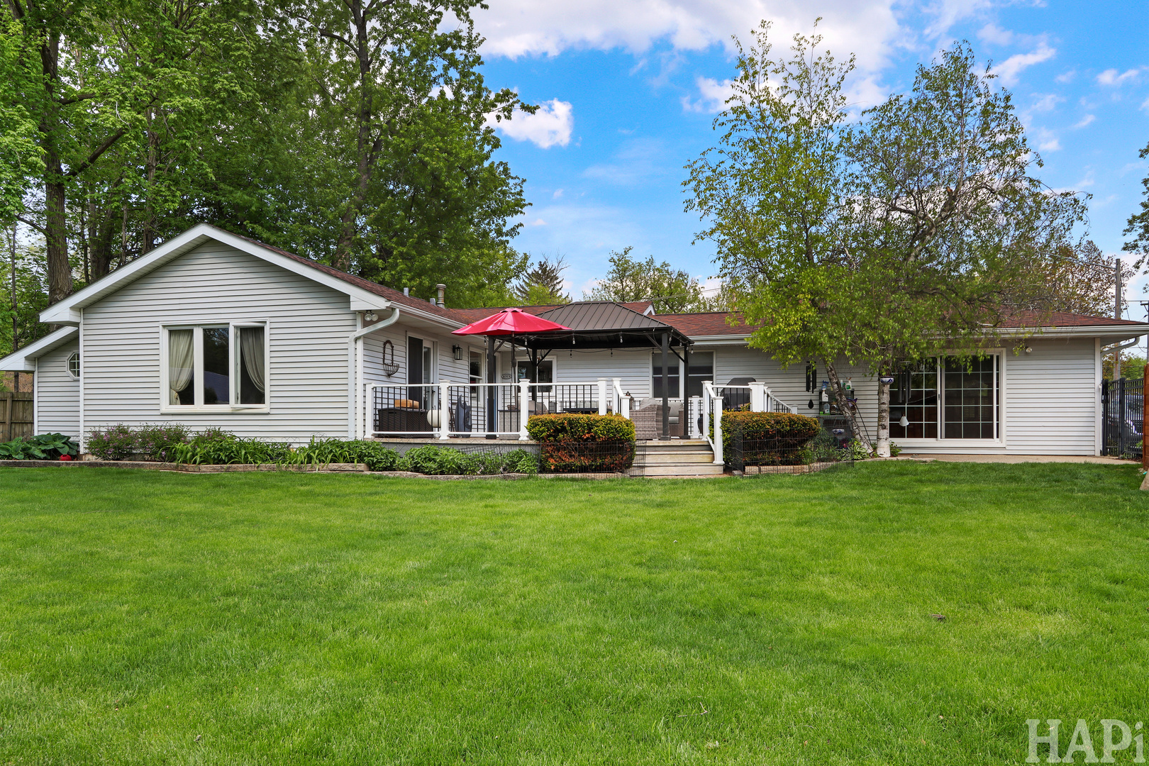 4403 Roberts Road, Island Lake, IL 60042