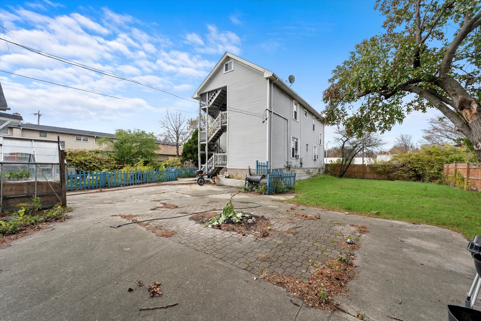 940 Troost Avenue, Forest Park, IL 60130