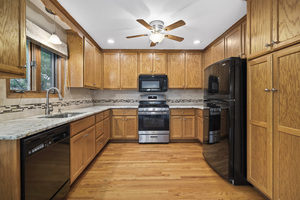 213 Fox Run Drive, Elwood, IL 60421