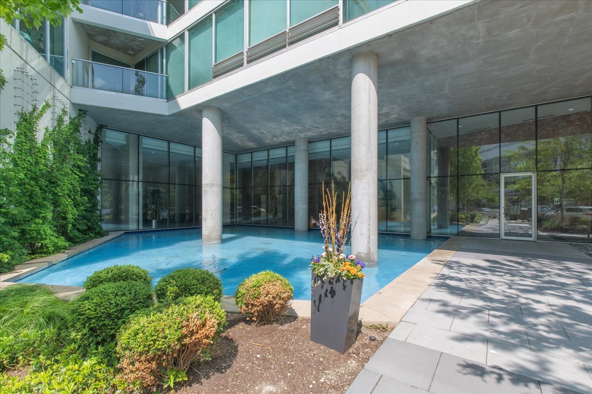 1720 Maple Avenue #2240, Evanston, IL 60201