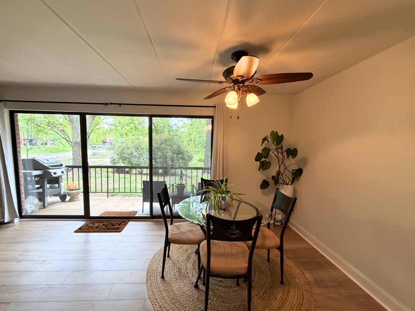 31 E Janata Boulevard #1A, Lombard, IL 60148