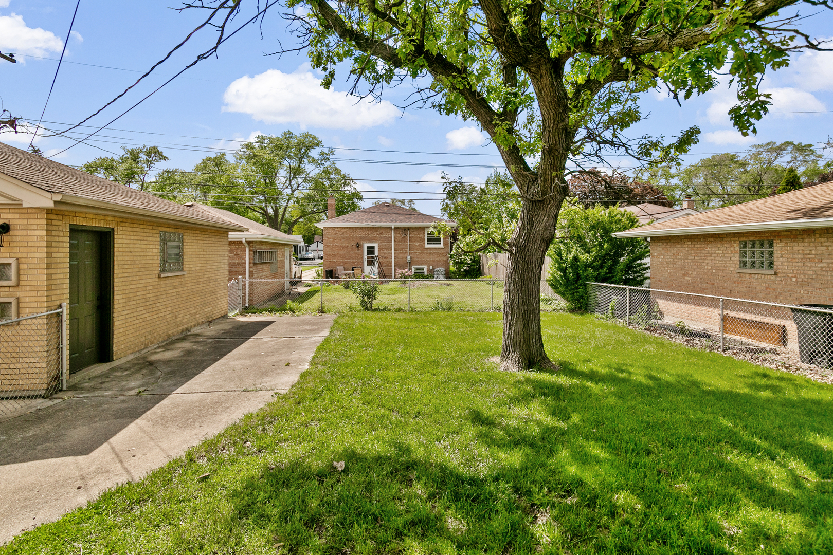 10036 Kedvale Avenue, Oak Lawn, IL 60453