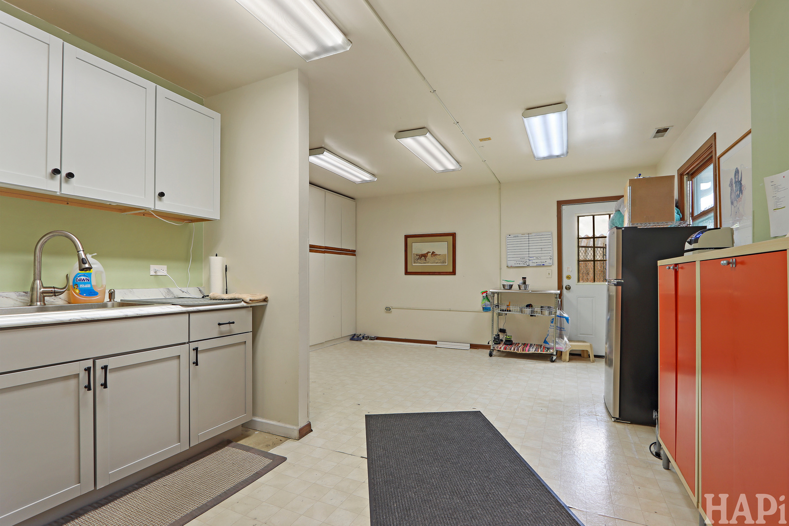 4403 Roberts Road, Island Lake, IL 60042