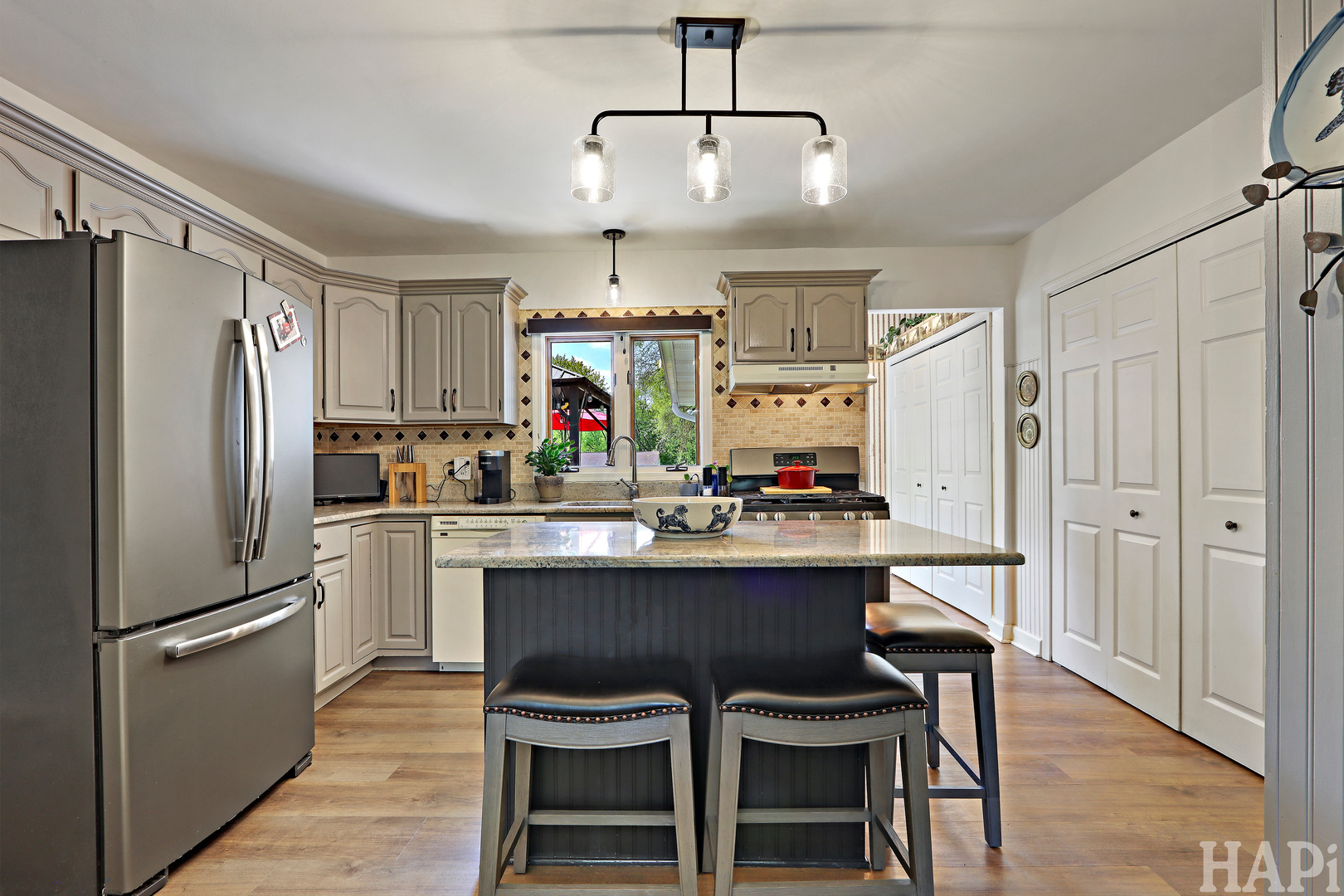 4403 Roberts Road, Island Lake, IL 60042