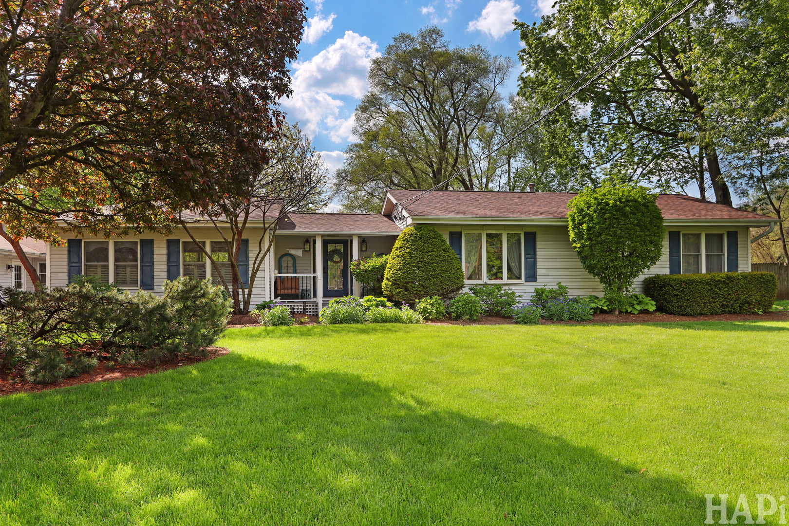 4403 Roberts Road, Island Lake, IL 60042