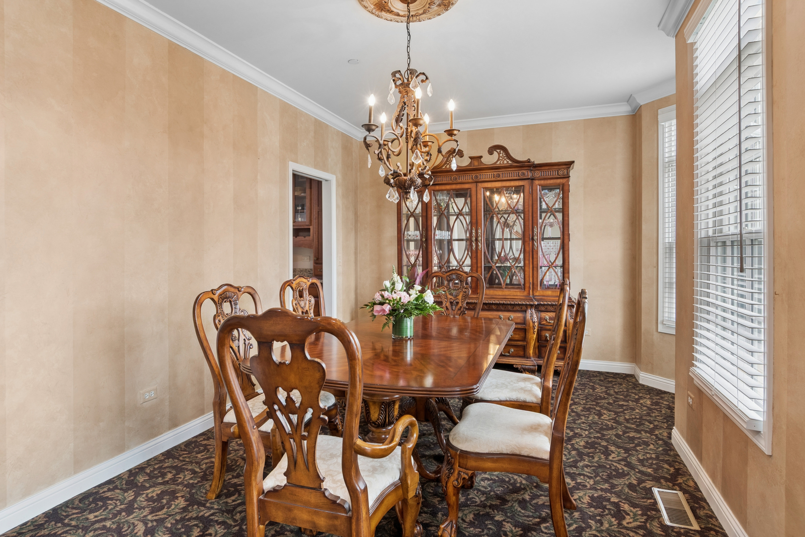 4147 Royal Mews Circle #204, Naperville, IL 60564