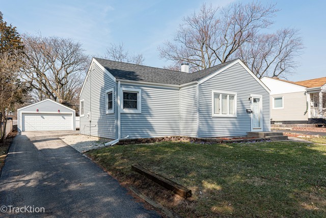 4334 Washington Street, Downers Grove, IL 60515