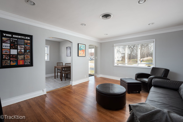 4334 Washington Street, Downers Grove, IL 60515