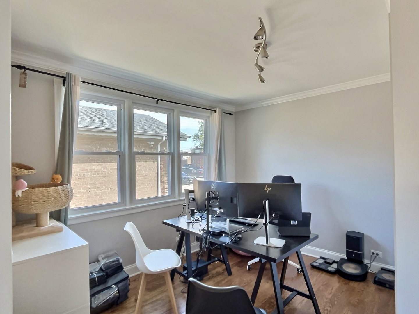 4908 N Nagle Avenue, Chicago, IL 60630