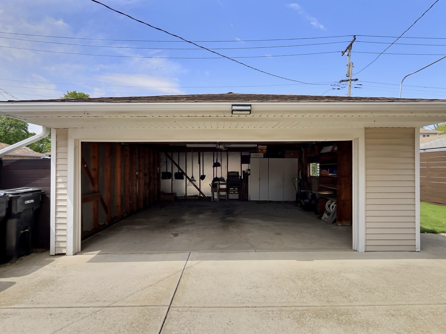 4908 N Nagle Avenue, Chicago, IL 60630