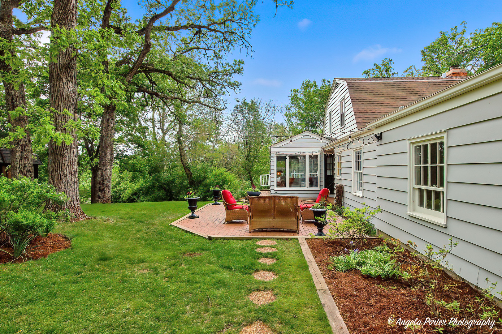 15 Willet Way, Trout Valley, IL 60013