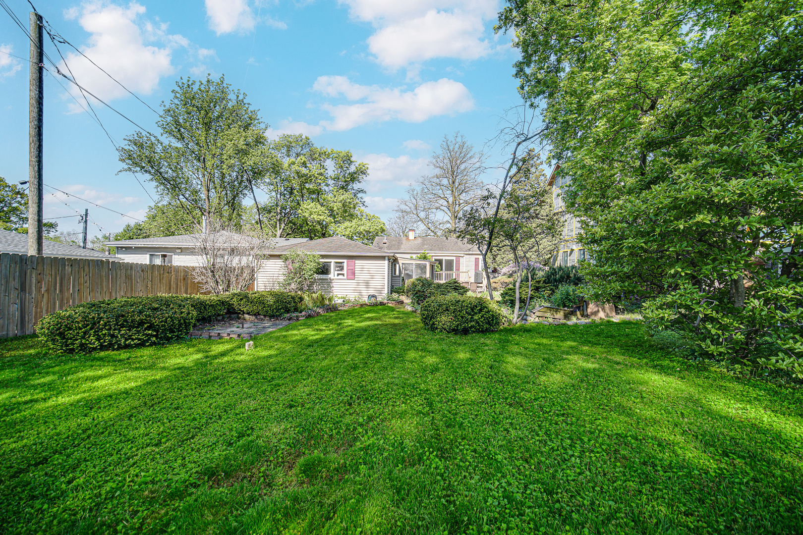 4937 WOODWARD Avenue, Downers Grove, IL 60515