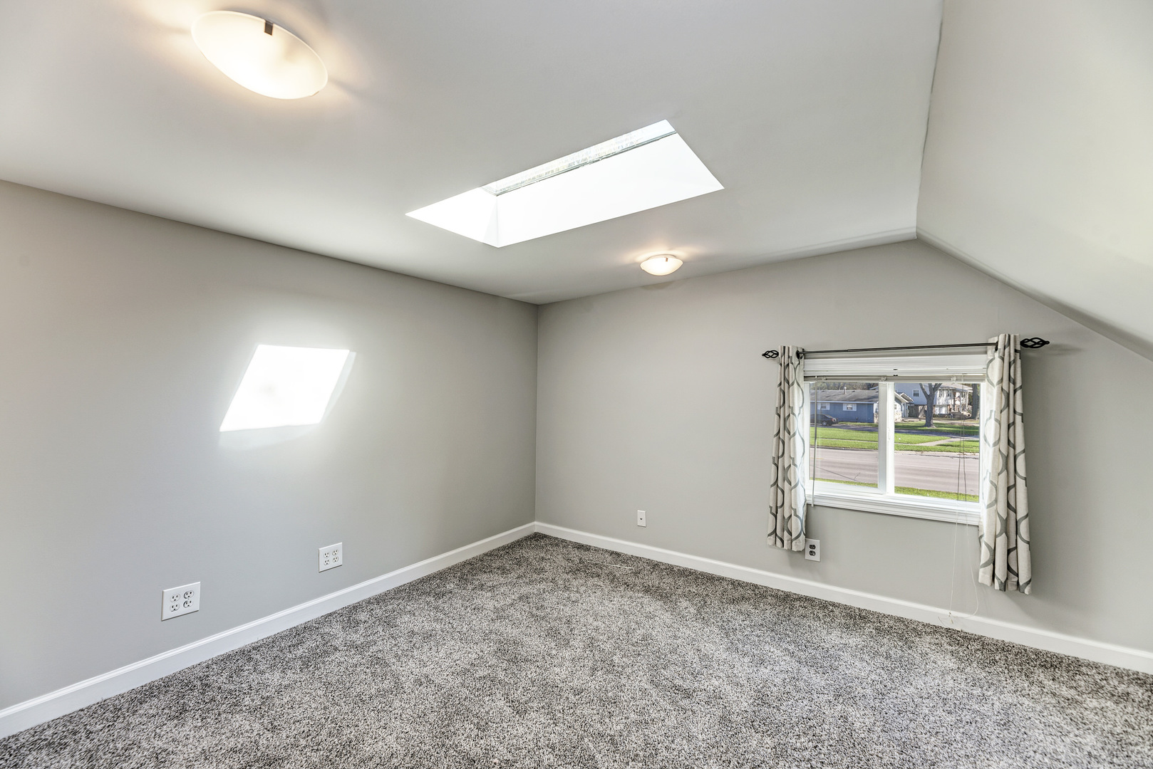 6508 Main Street, Downers Grove, IL 60516