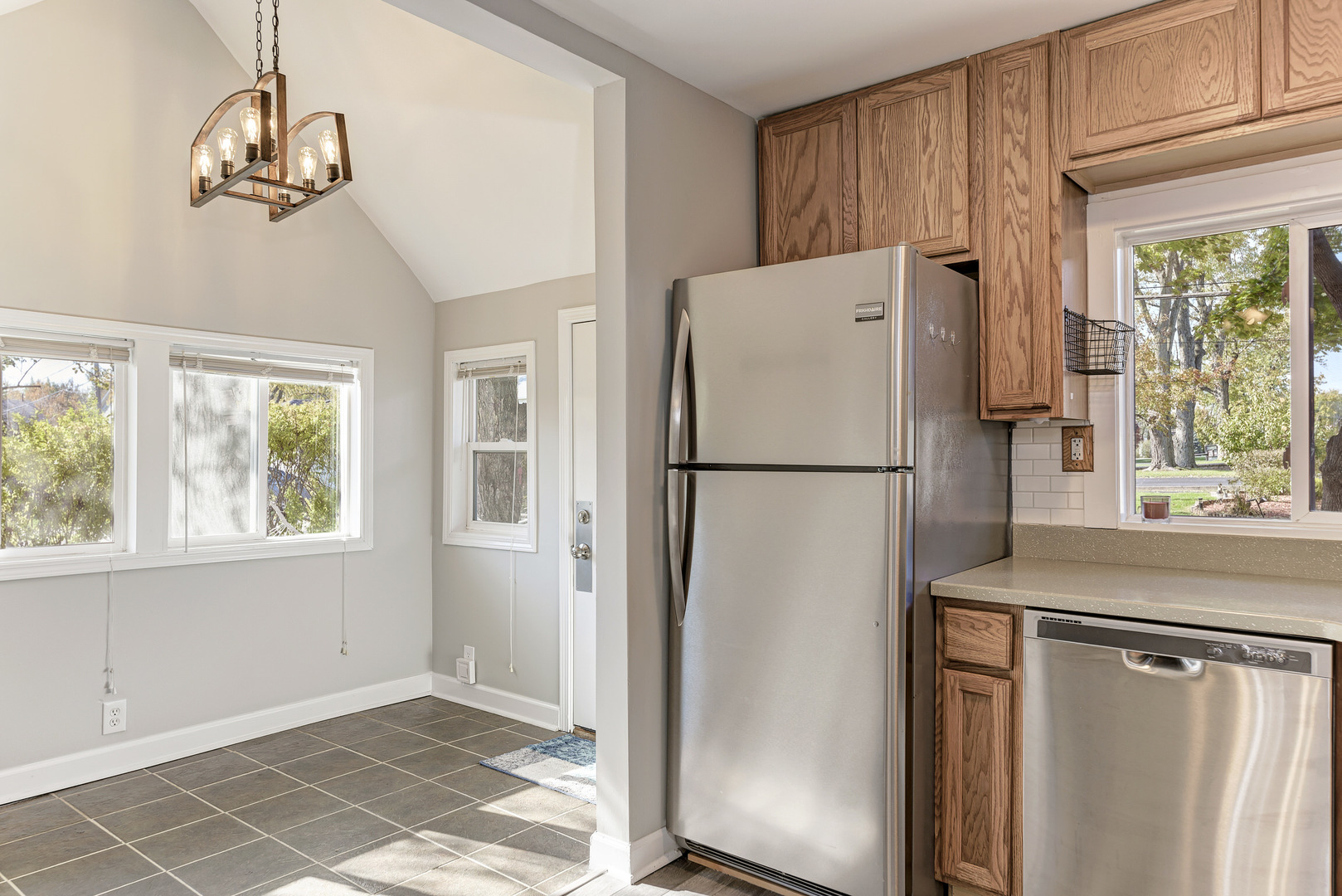 6508 Main Street, Downers Grove, IL 60516