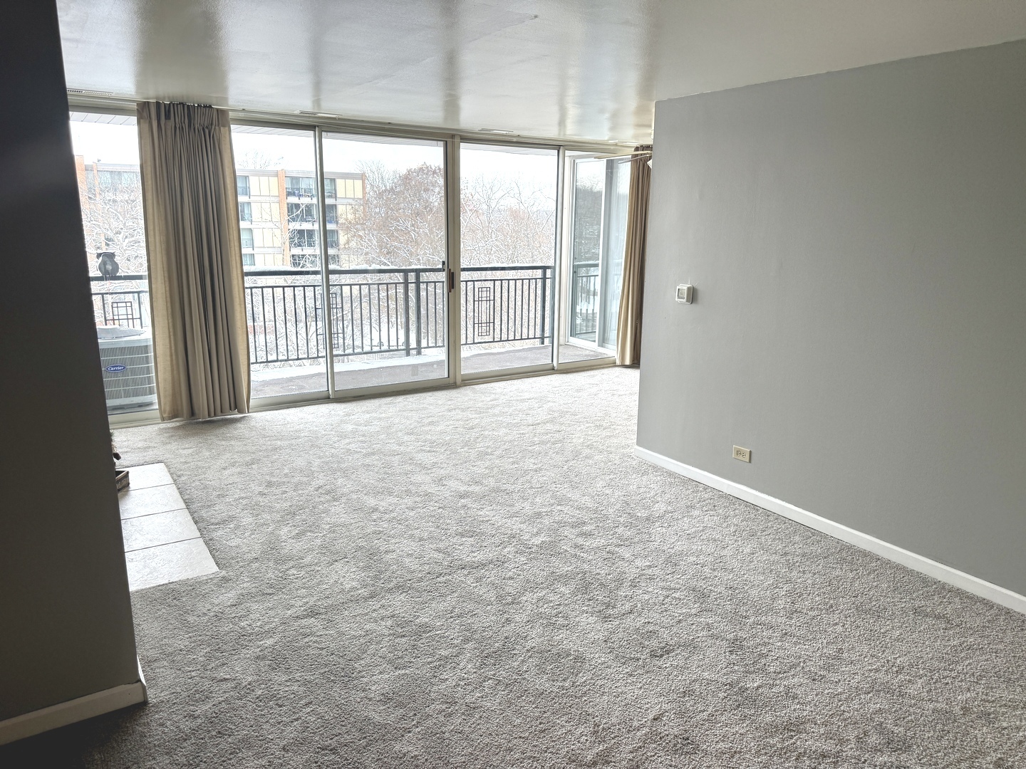 6010 Oakwood Drive #5D, Lisle, IL 60532