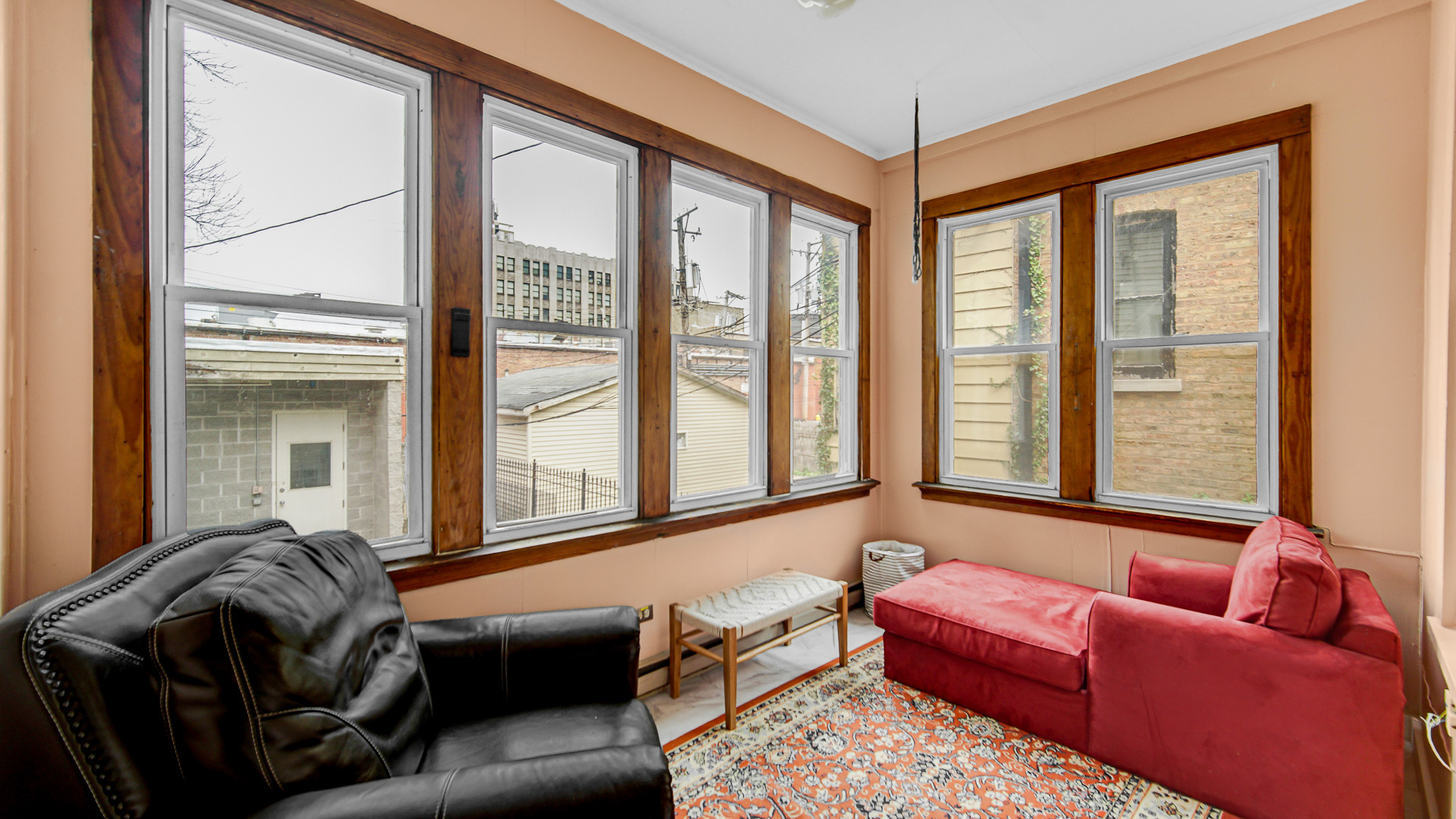 3424 W Parker Avenue, Chicago, IL 60647