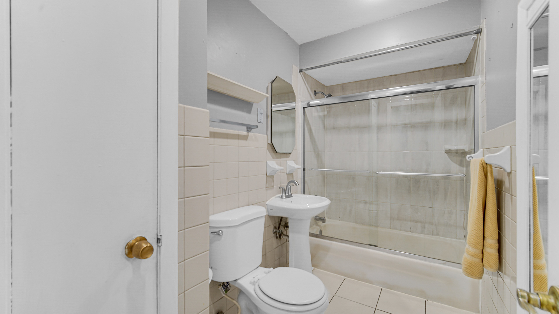 3424 W Parker Avenue, Chicago, IL 60647