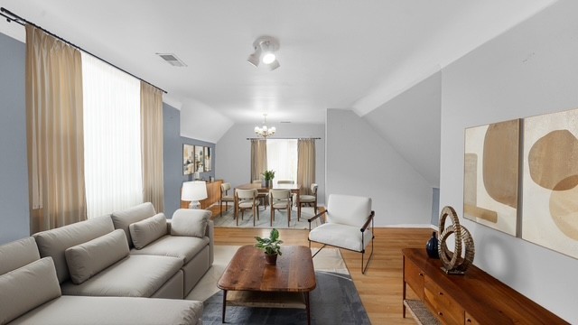 3424 W Parker Avenue, Chicago, IL 60647