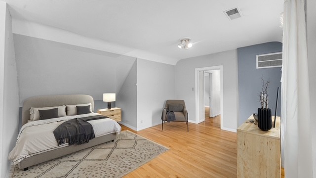 3424 W Parker Avenue, Chicago, IL 60647