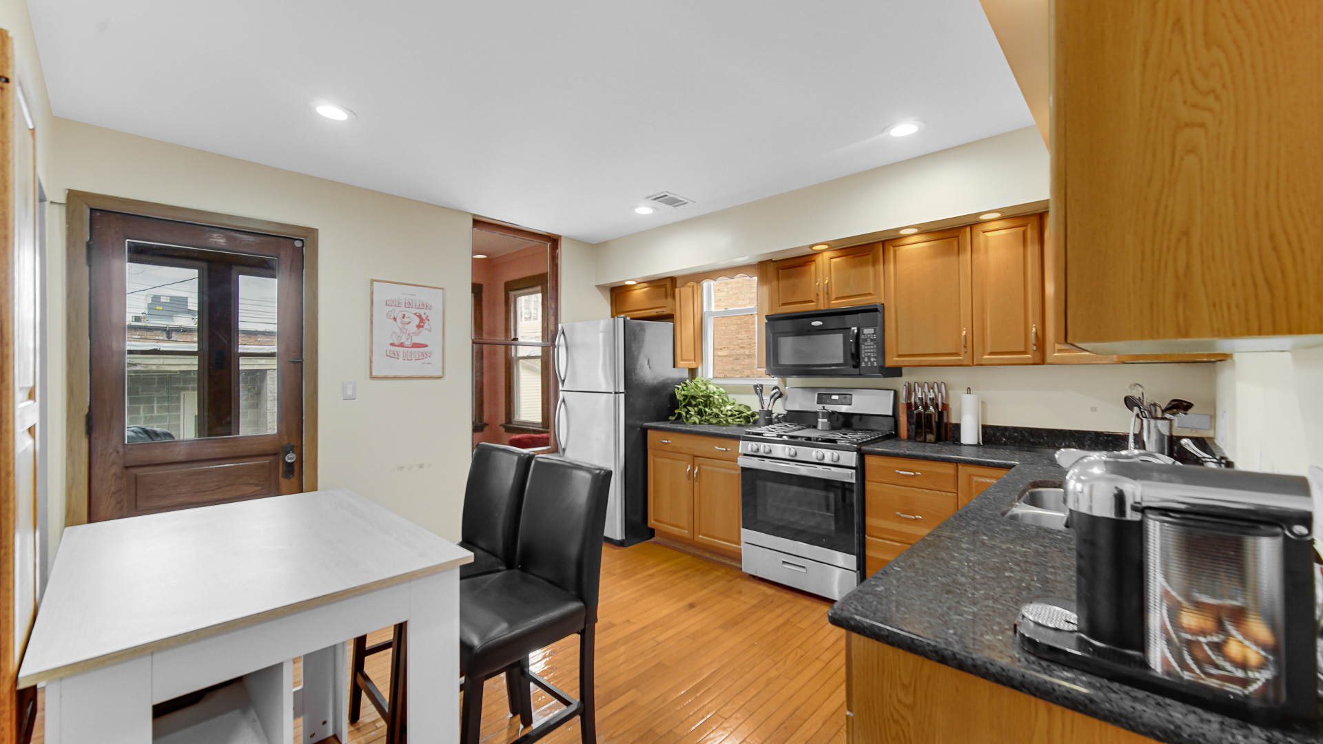 3424 W Parker Avenue, Chicago, IL 60647