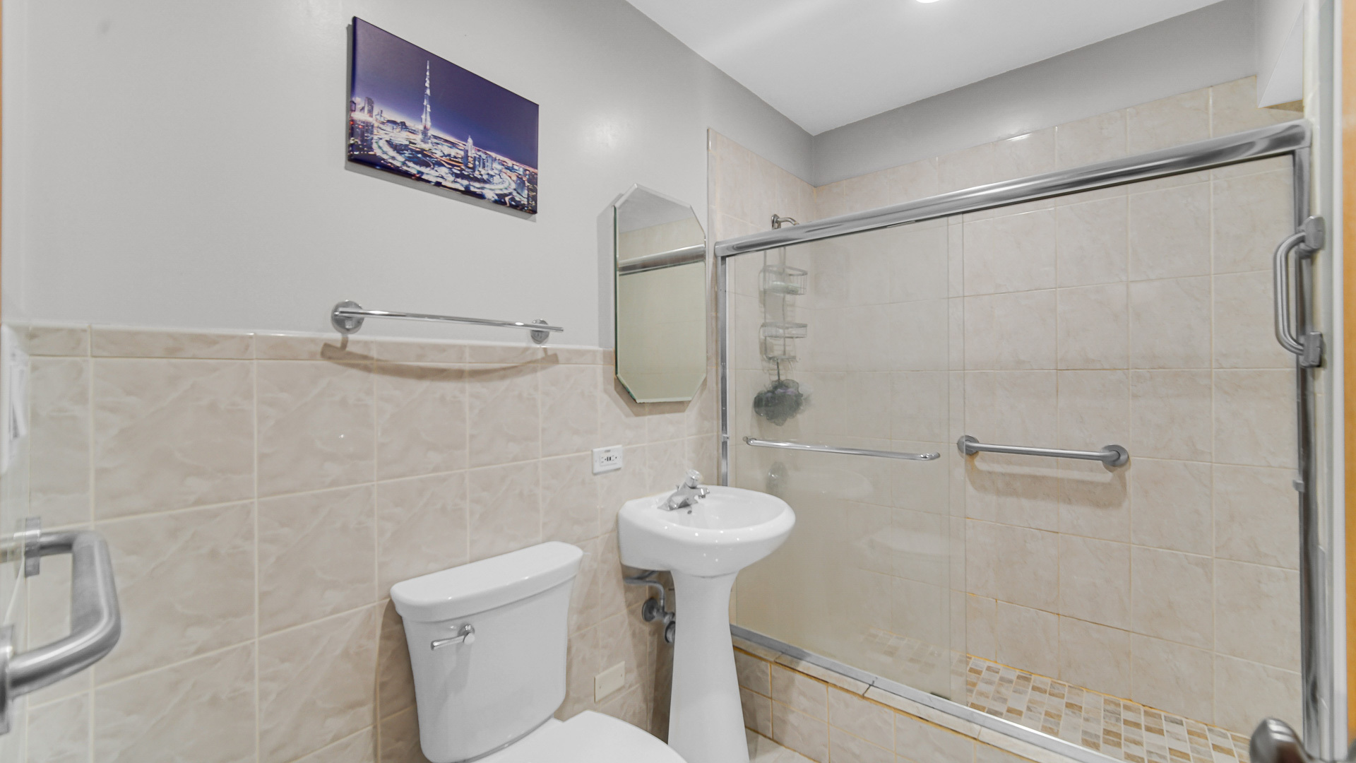 3424 W Parker Avenue, Chicago, IL 60647