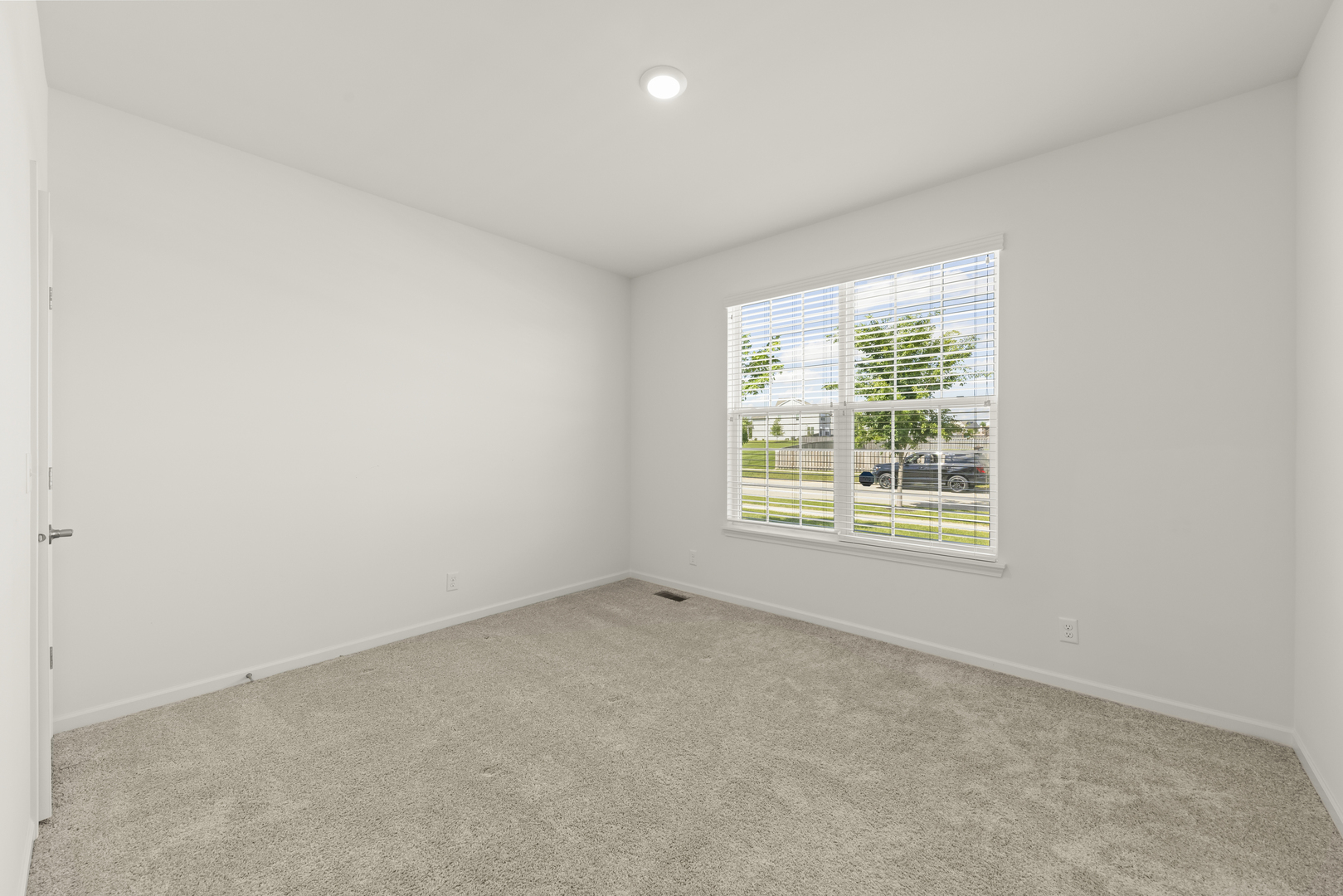 451 Parkside Lane, Yorkville, IL 60560