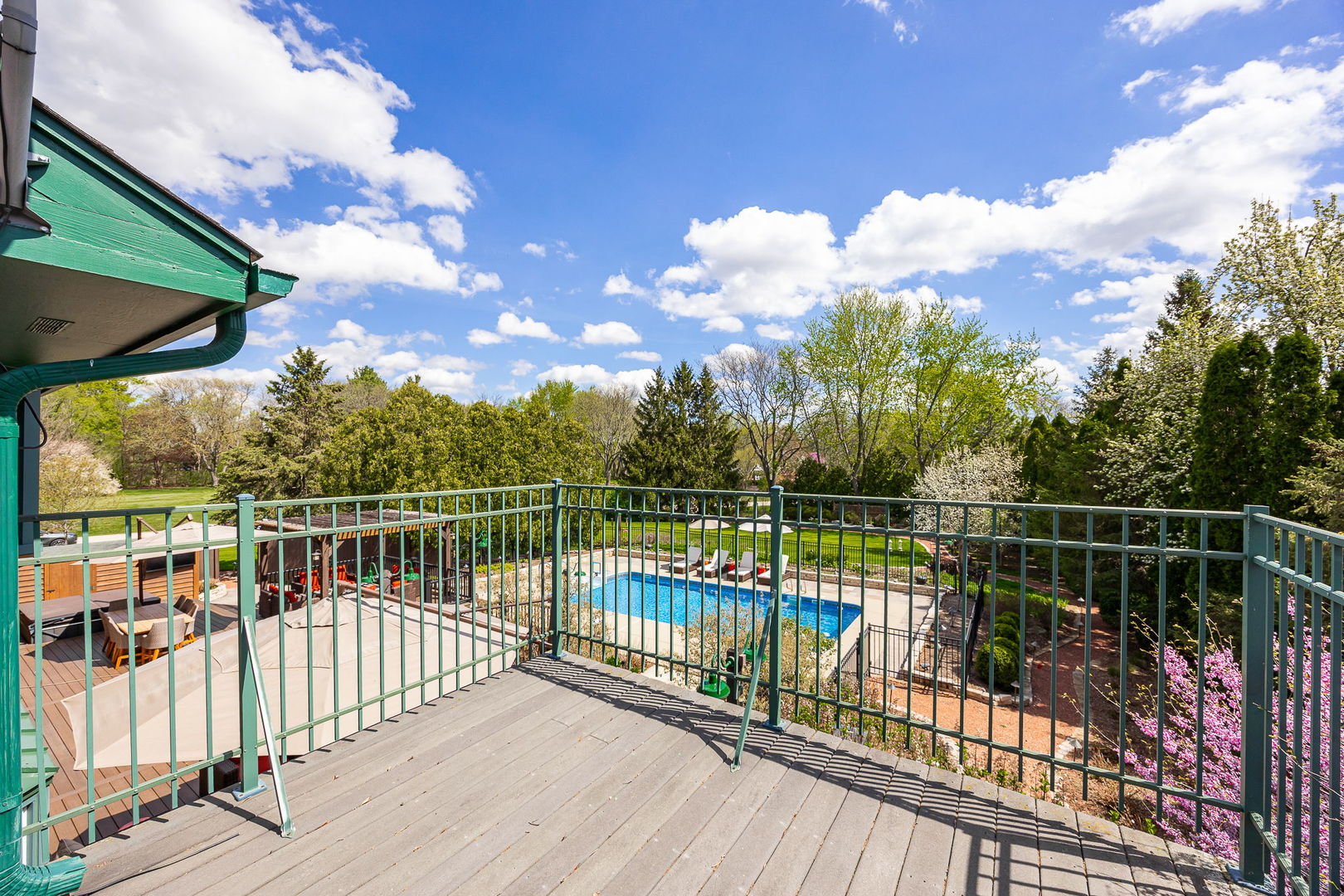 10 Elm Street, Hawthorn Woods, IL 60047