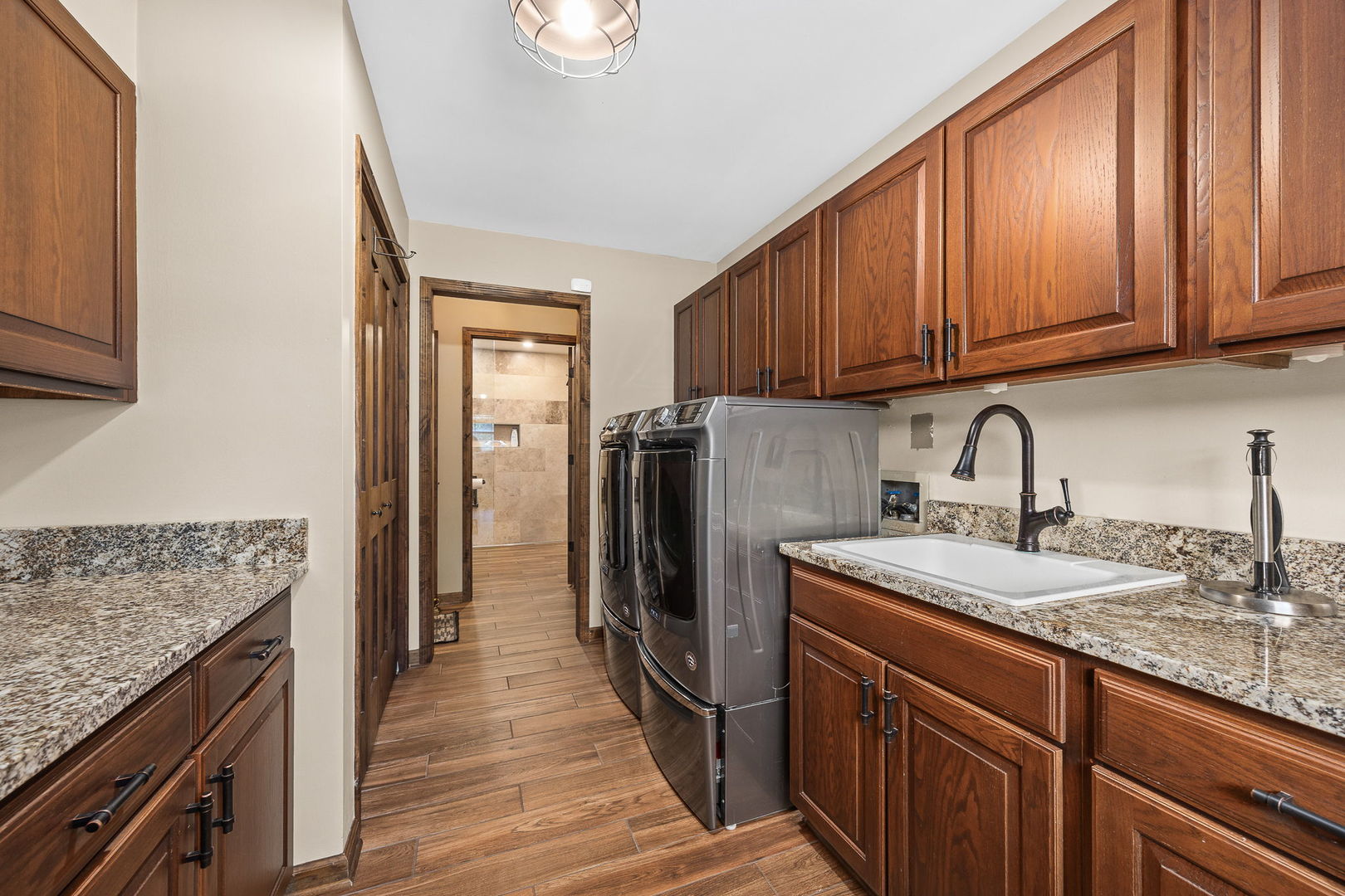 10 Elm Street, Hawthorn Woods, IL 60047