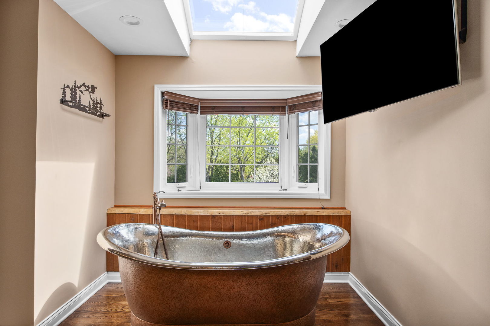 10 Elm Street, Hawthorn Woods, IL 60047