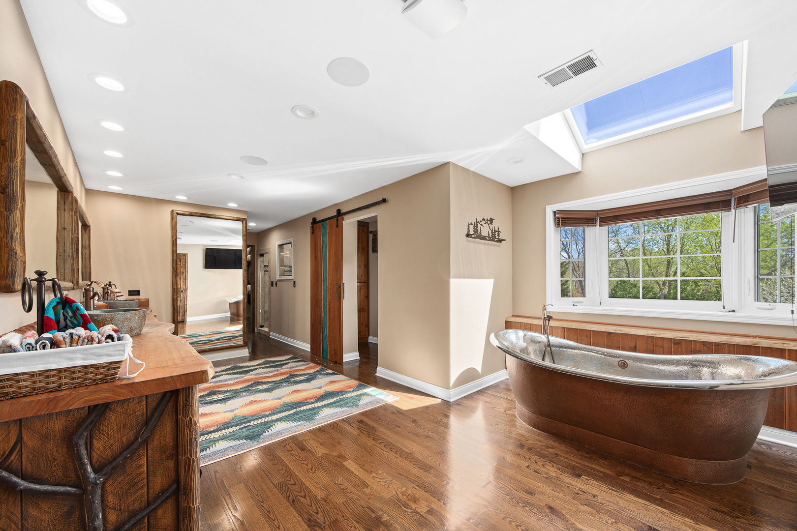 10 Elm Street, Hawthorn Woods, IL 60047