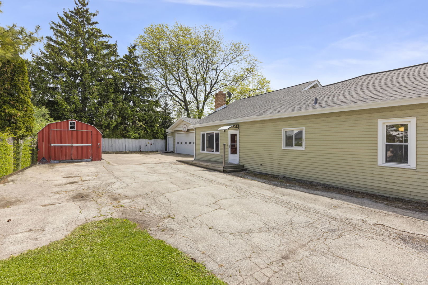 3741 Emerson Street, Schiller Park, IL 60176