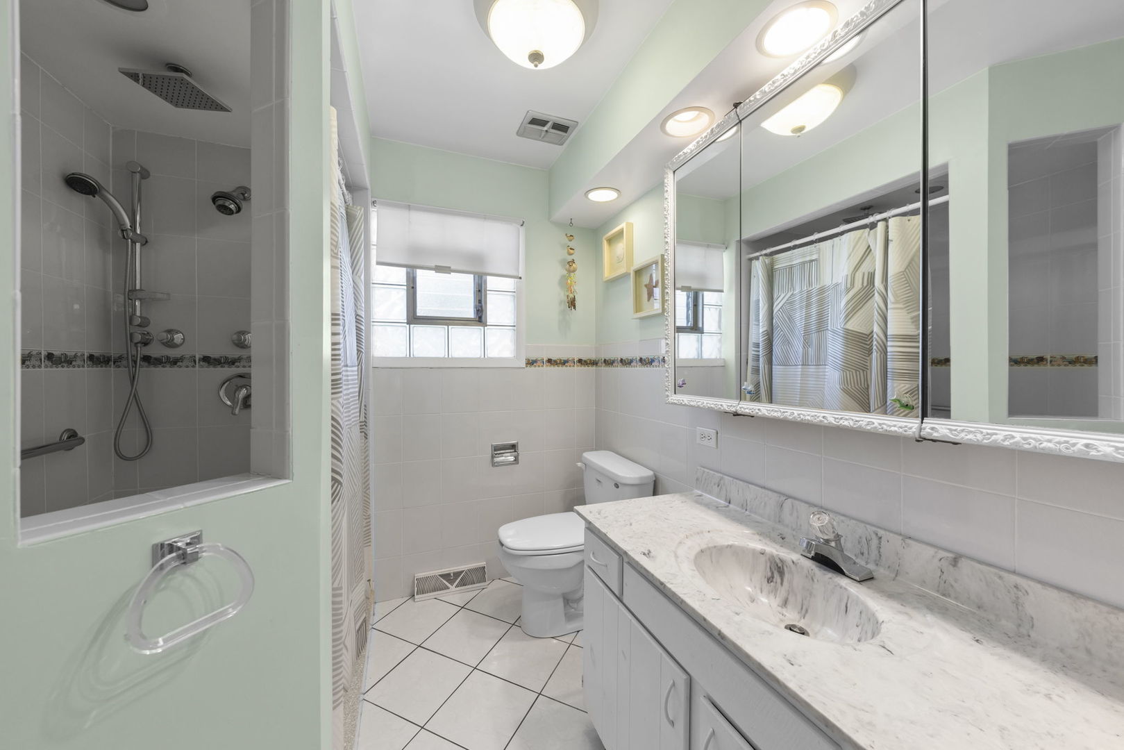 3741 Emerson Street, Schiller Park, IL 60176