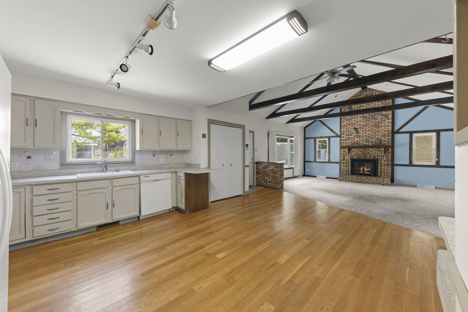 3741 Emerson Street, Schiller Park, IL 60176