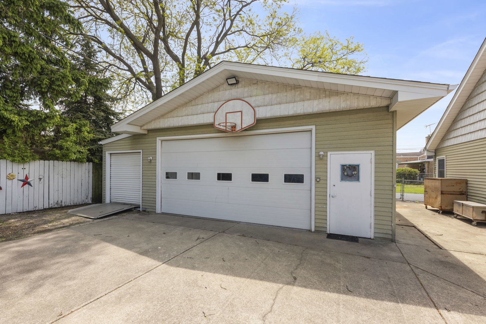 3741 Emerson Street, Schiller Park, IL 60176