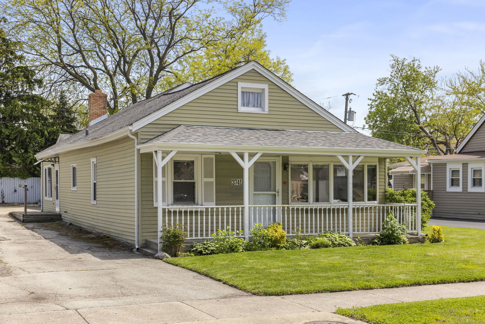 3741 Emerson Street, Schiller Park, IL 60176