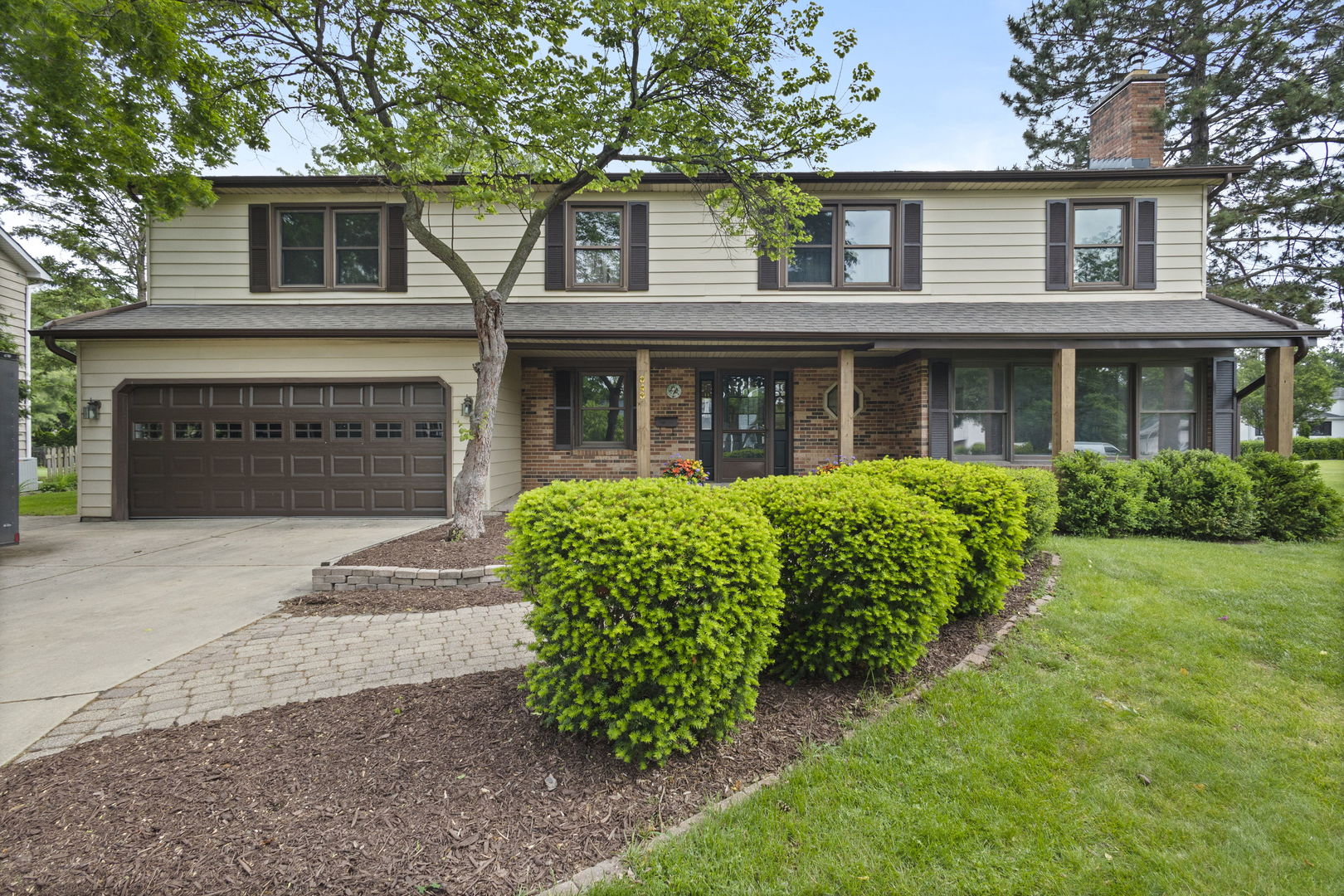 648 62nd Court, Downers Grove, IL 60516