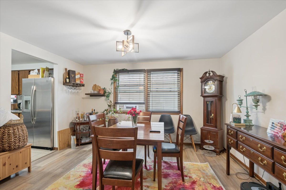 7356 W Addison Street, Chicago, IL 60634