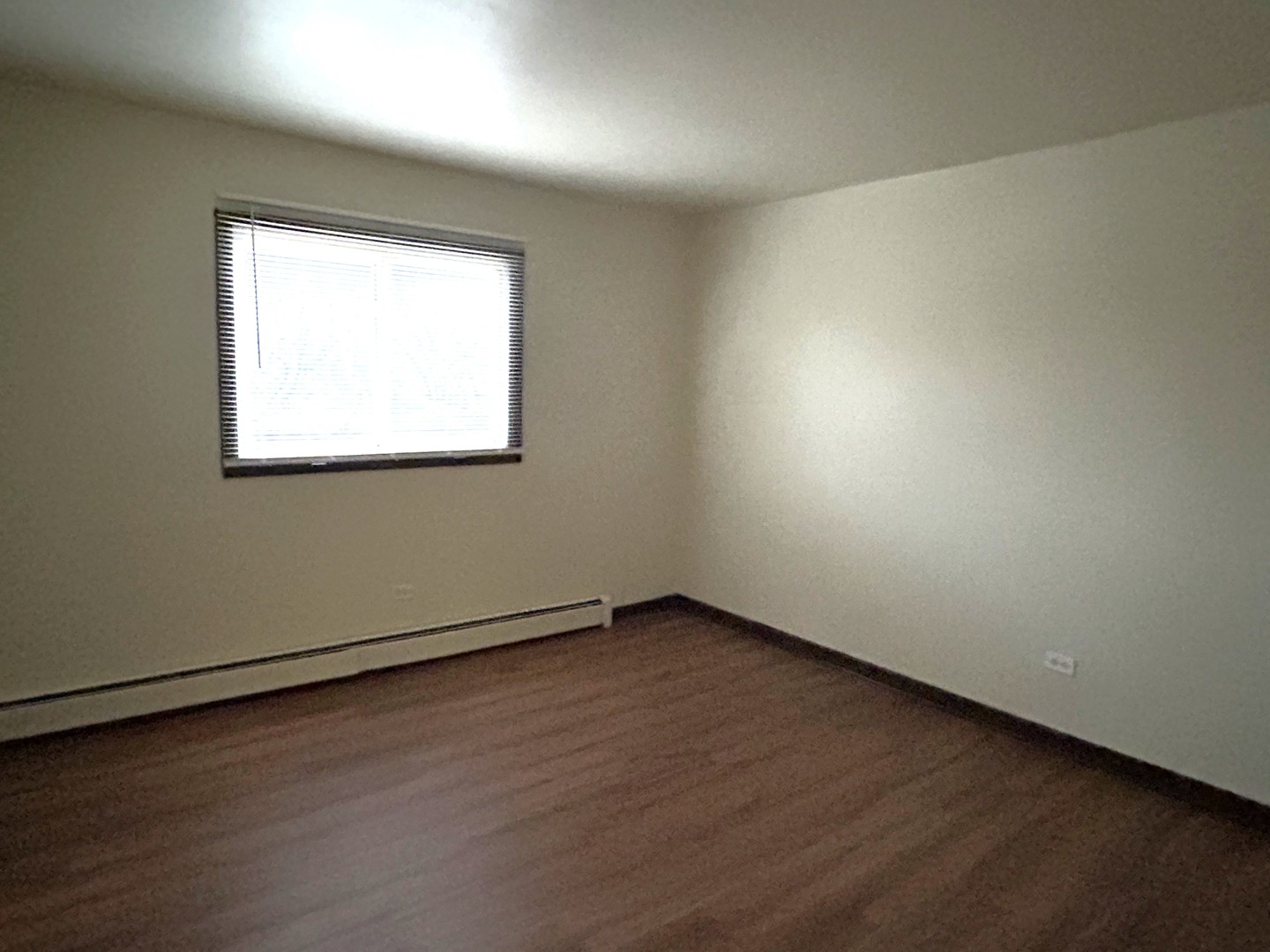 1300 GETZELMAN Drive #6, Elgin, IL 60123