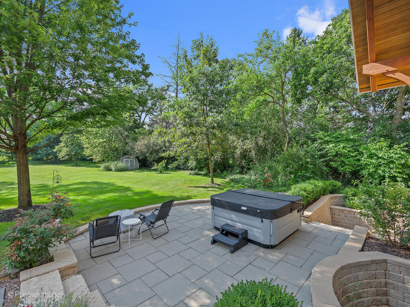 1040 S Edgewood Avenue, La Grange, IL 60525