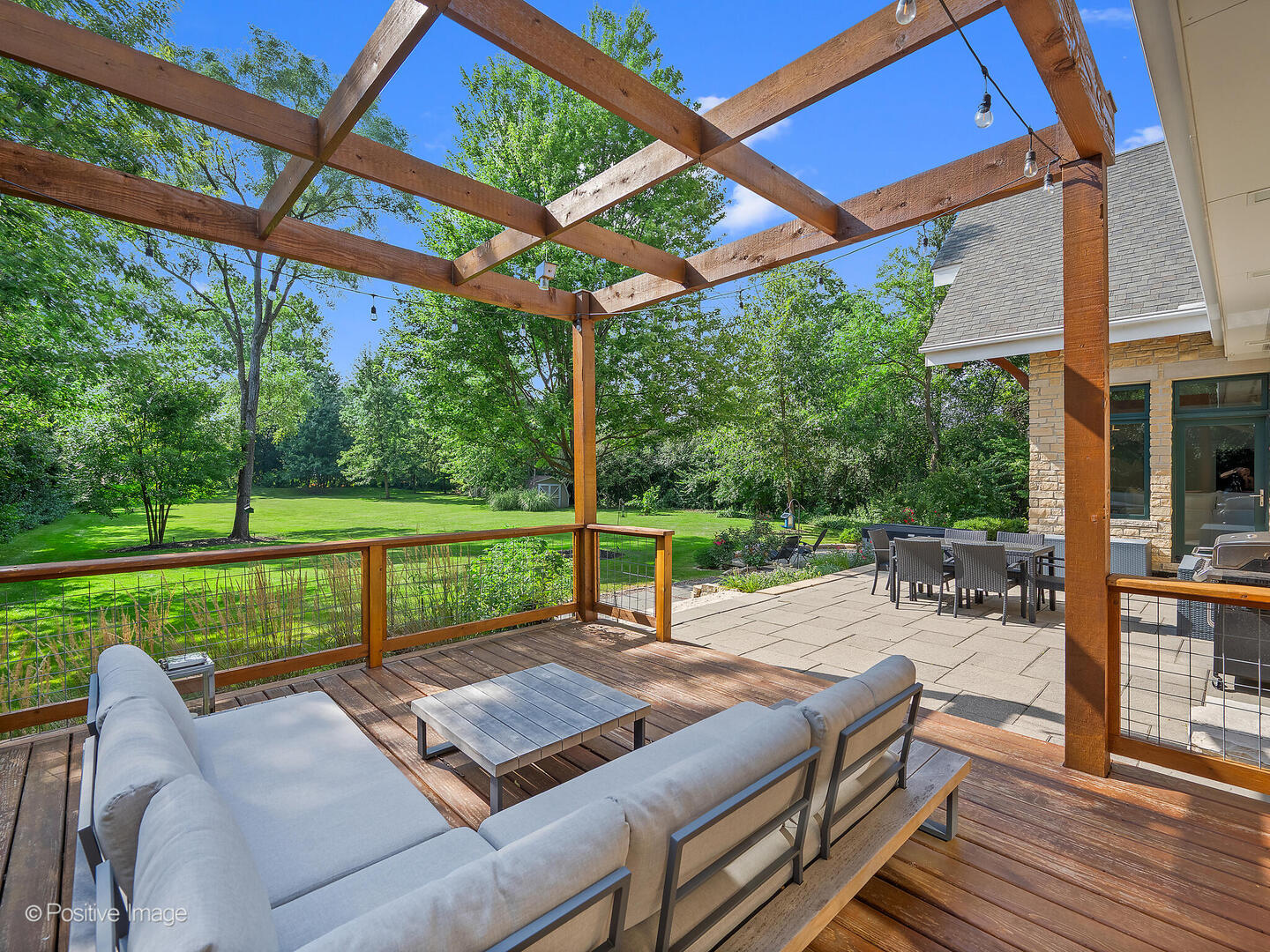 1040 S Edgewood Avenue, La Grange, IL 60525