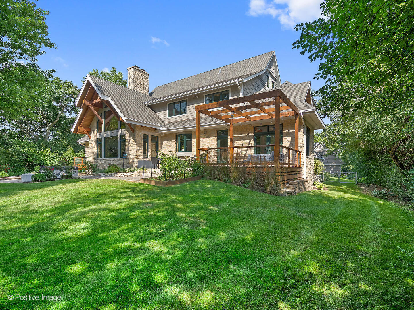 1040 S Edgewood Avenue, La Grange, IL 60525