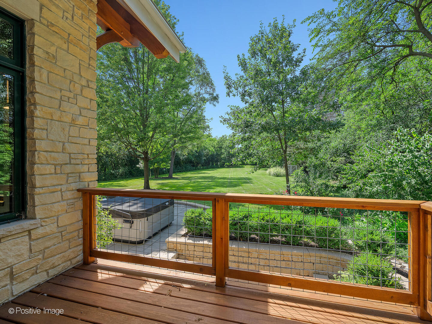 1040 S Edgewood Avenue, La Grange, IL 60525