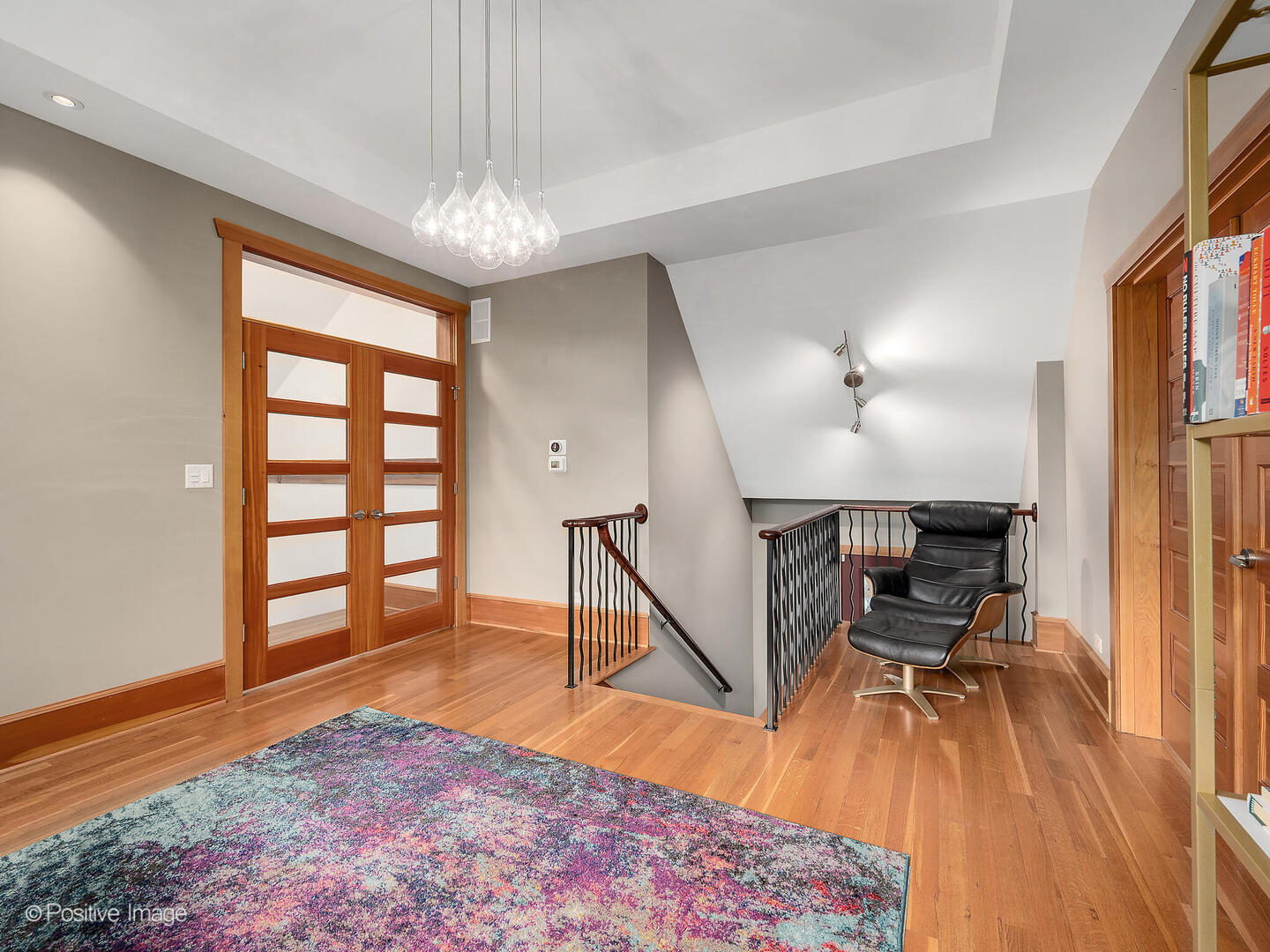 1040 S Edgewood Avenue, La Grange, IL 60525